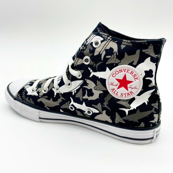 Converse CTAS Hi Shark Bite Black Red Junior Kids Casual Shoes 666888F - Picture 3 of 5